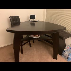 4 pieces boomerang dining set.